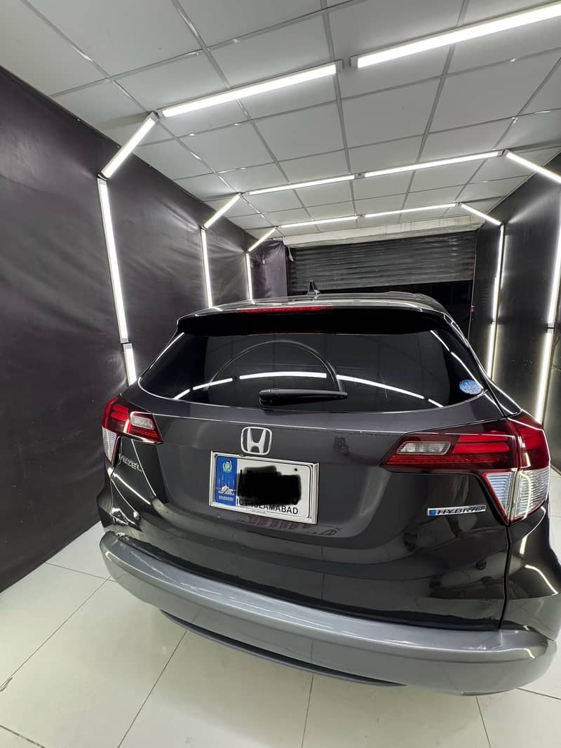Honda vezel 15/17 9