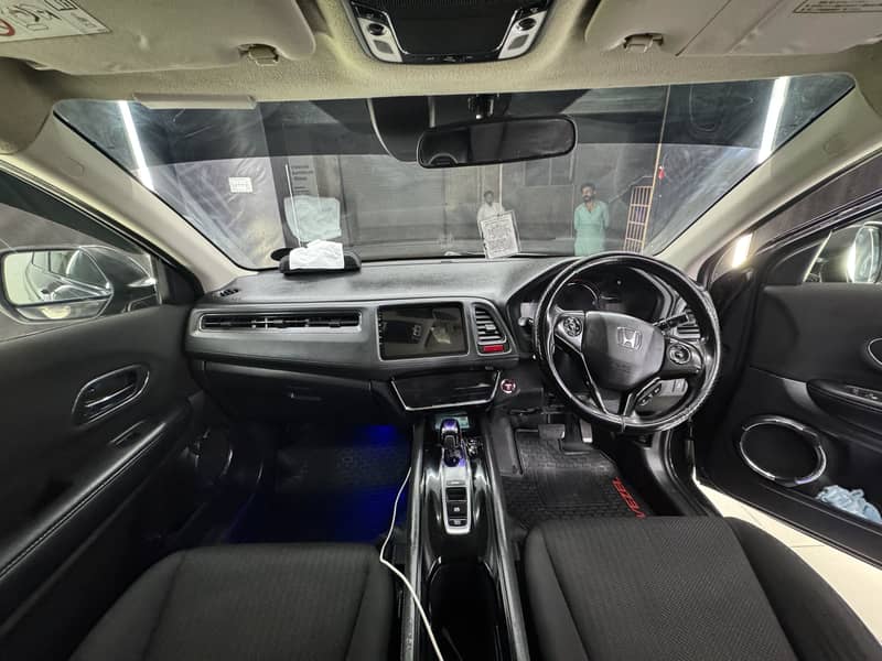 Honda vezel 15/17 15