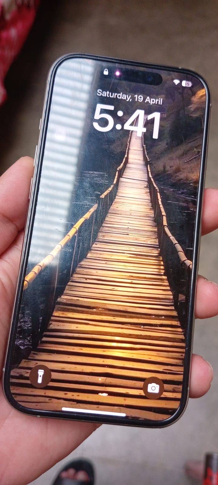 Iphone 16 pro jv 128 gb  natural titanium 2