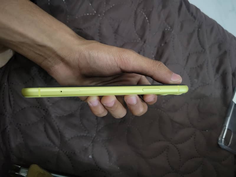 Iphone 11 PTA Approved 1
