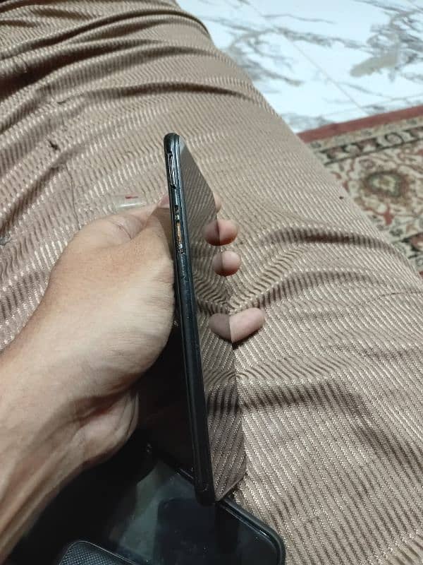 Samsung a20s 2