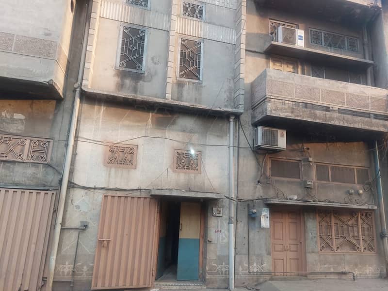 Spacious 7 Marla House for Sale 0