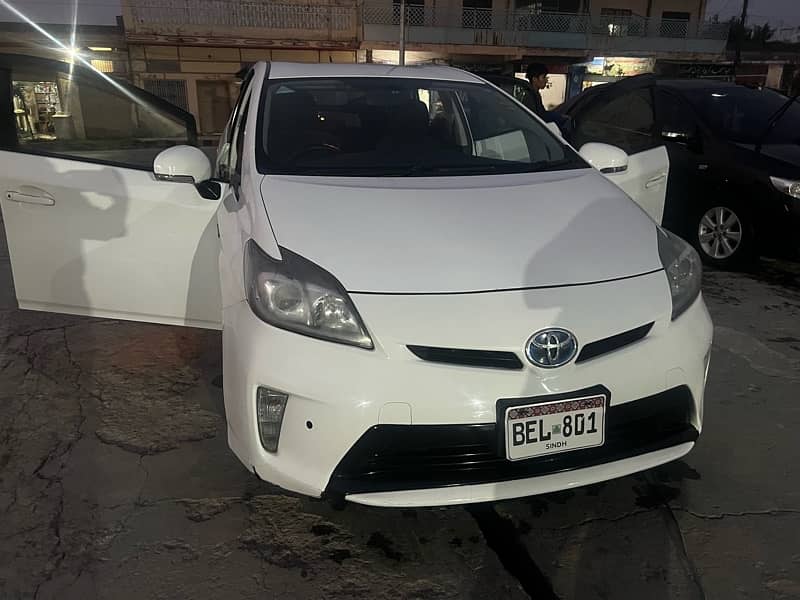 Toyota Prius 2012 1