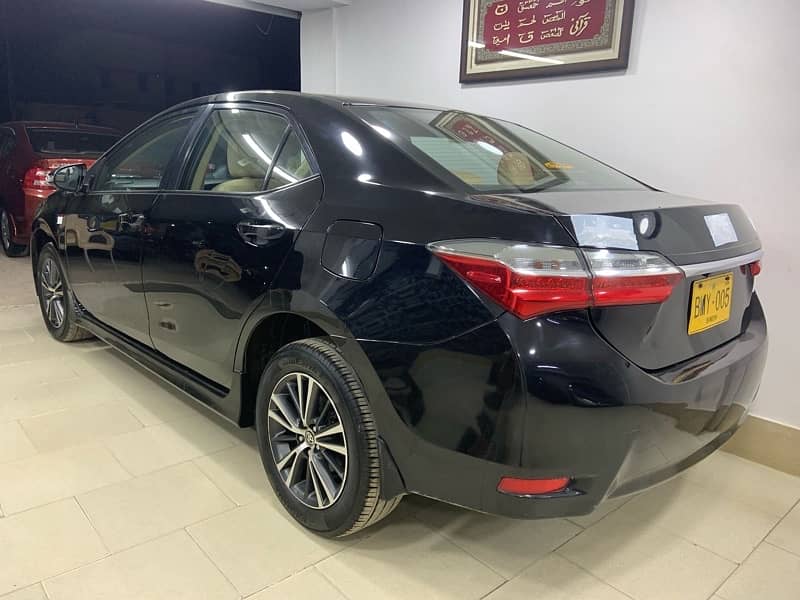 Toyota Corolla Altis 2018 3