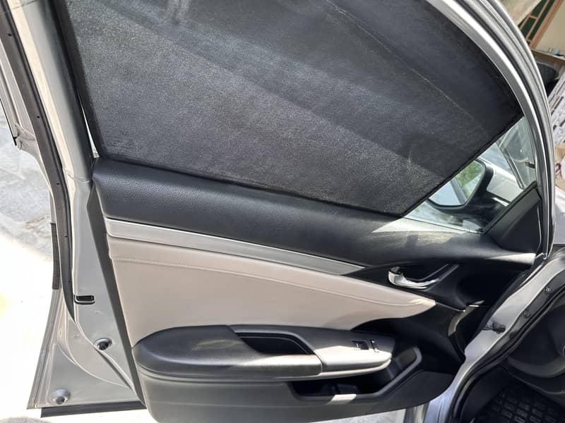 Honda civic 17 model one pcs tuch 2