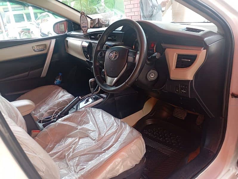 Toyota Altis Grande 2016 4