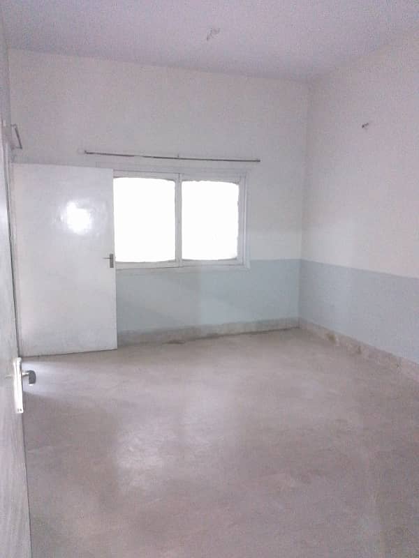 2 bed dd portion available for rent in north Karachi 1