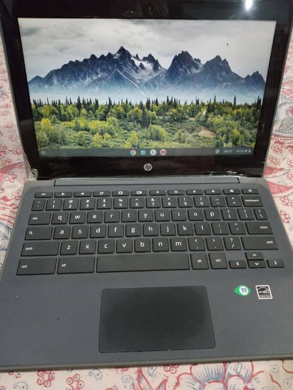 Hp Chromebook G8ee 1