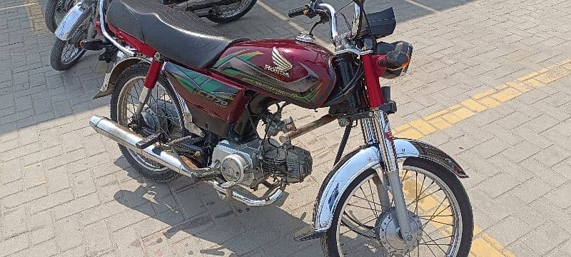 Honda CD 70 red colour 2