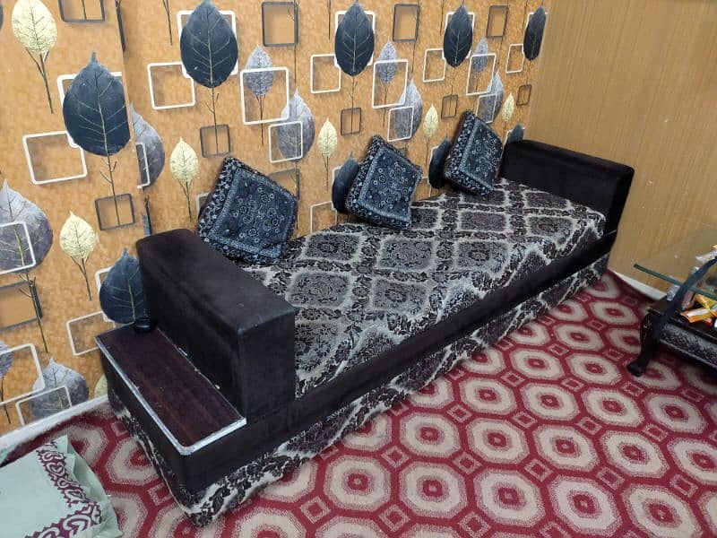 L shape sofa + deewan 7