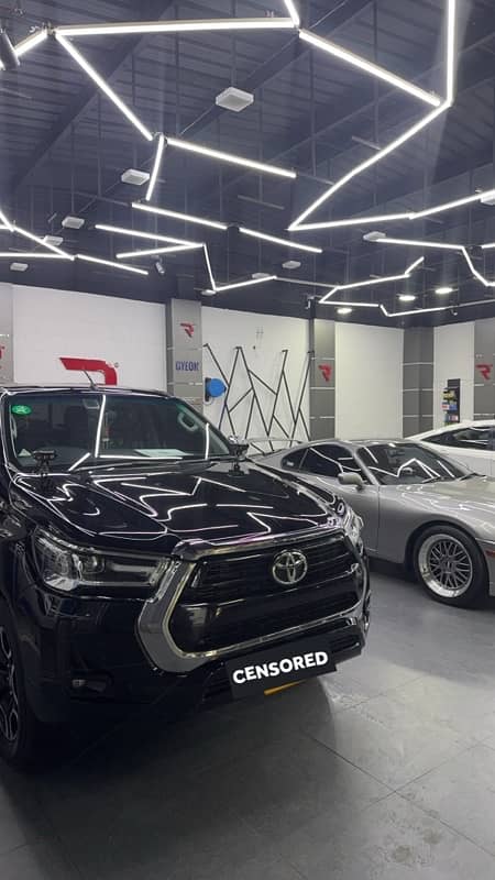 Toyota Hilux 2023 0