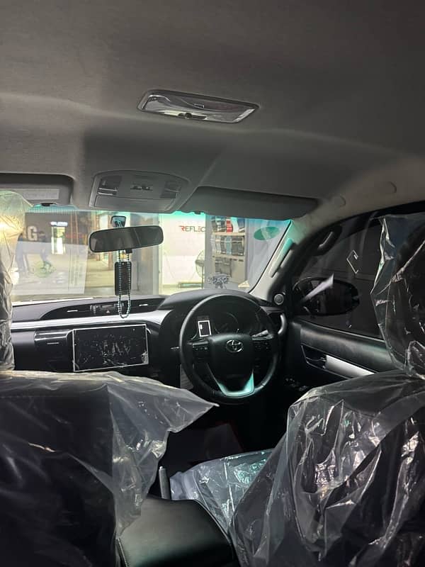 Toyota Hilux 2023 14