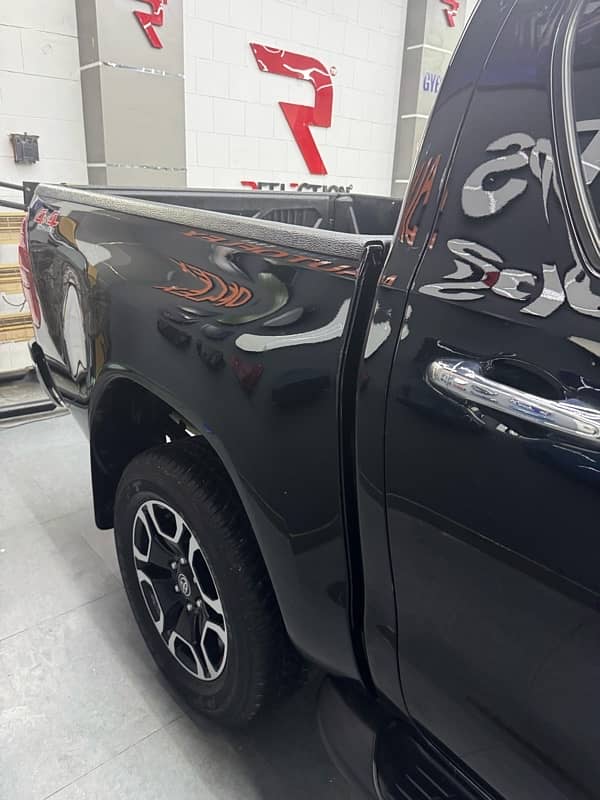 Toyota Hilux 2023 17