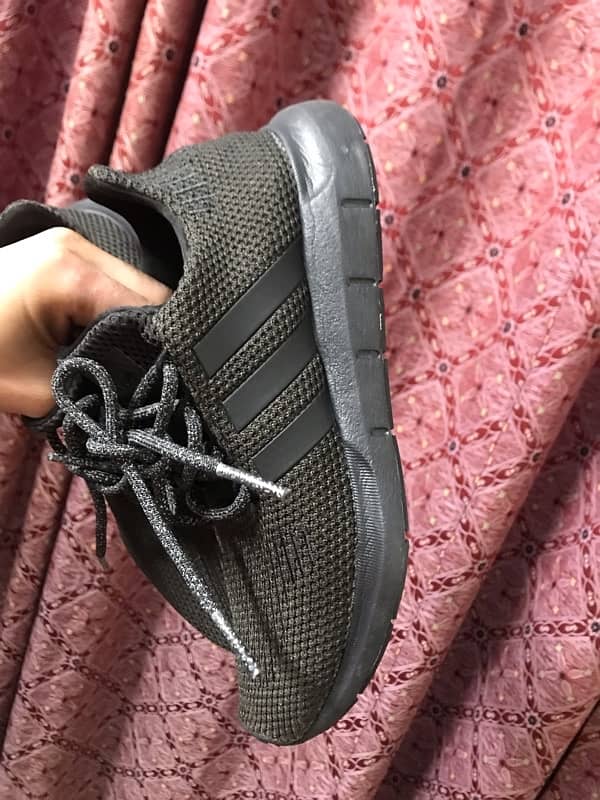 Adidas asics nike puma sketchers 18