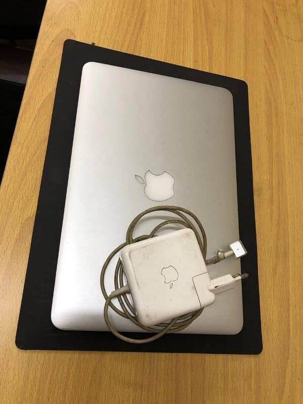 Macbook air 2014 core i5 0