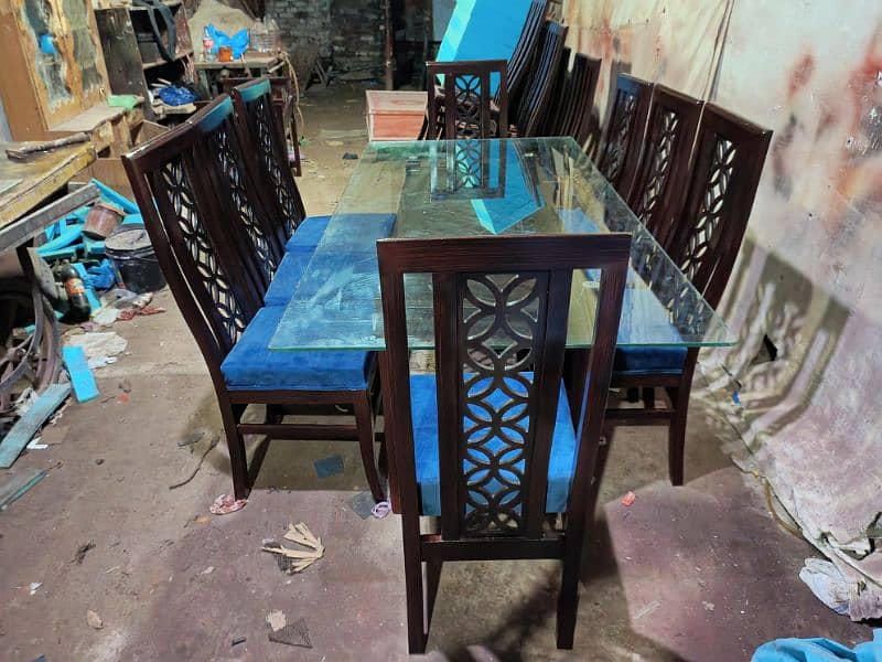 dainig tables 6.8. 4. siters glass top 11