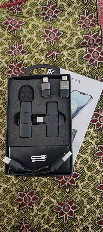 K8 wireless microphone 1