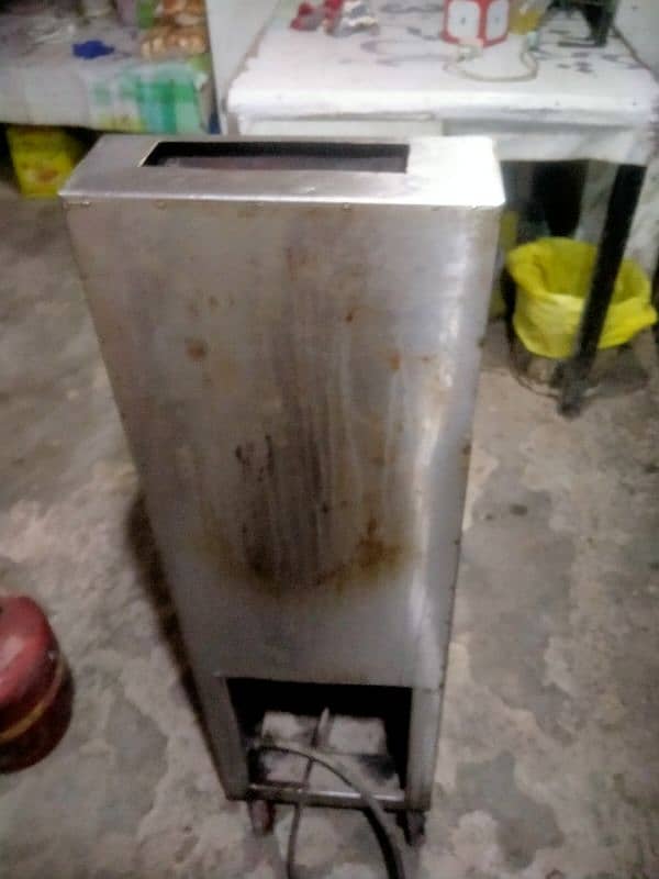 Aslam alikum all brother fryer for sale. 2