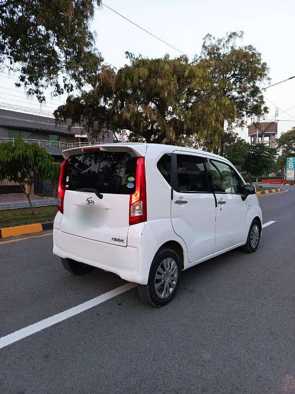 Daihatsu Move 2015 4