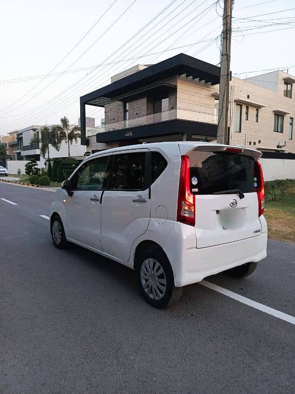 Daihatsu Move 2015 5