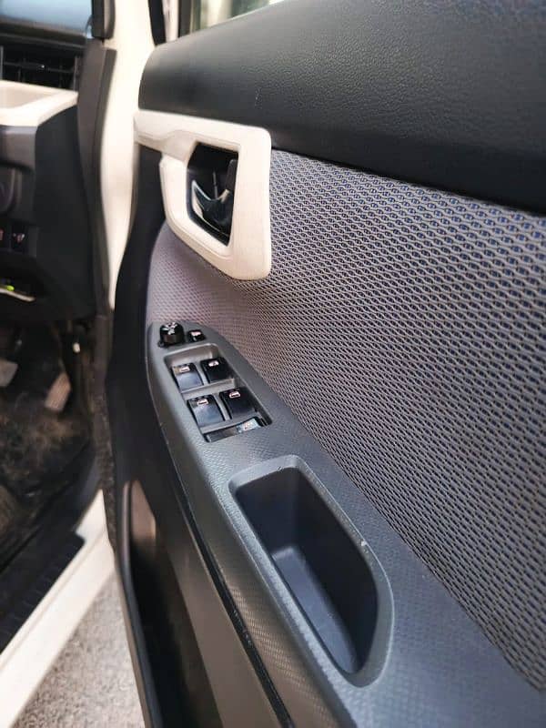 Daihatsu Move 2015 7