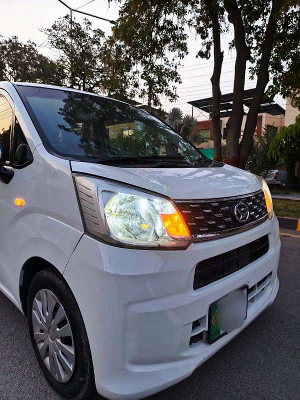 Daihatsu Move 2015 8