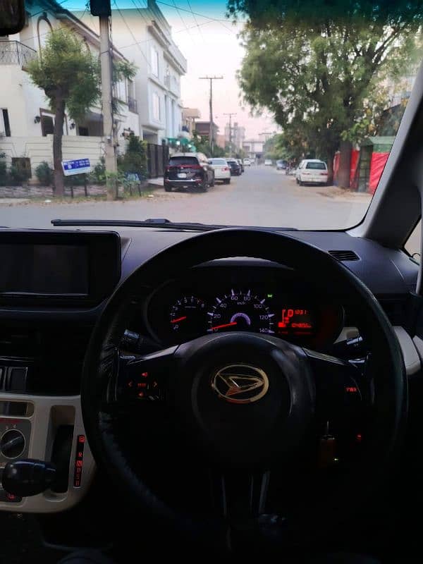 Daihatsu Move 2015 9