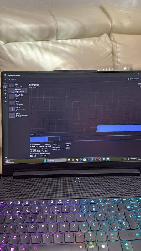 Lenovo legion 9 16IRX9 core i9-14900 All Oke One Hand used Urgent sale 1