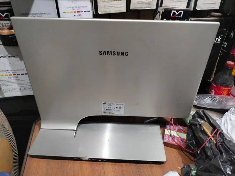 Samsung 27 inch 120 hz 2ms 1080p built in 3D monitor 0