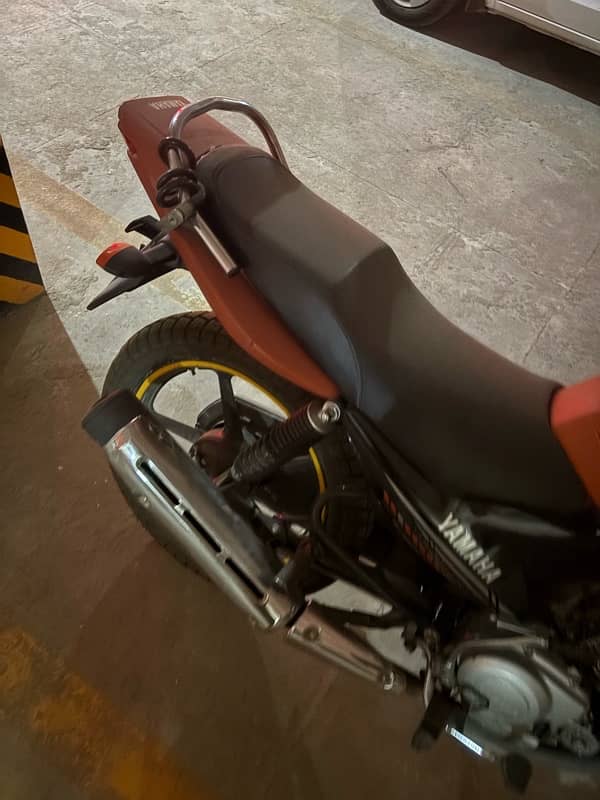 Yamaha YBR 125G 1