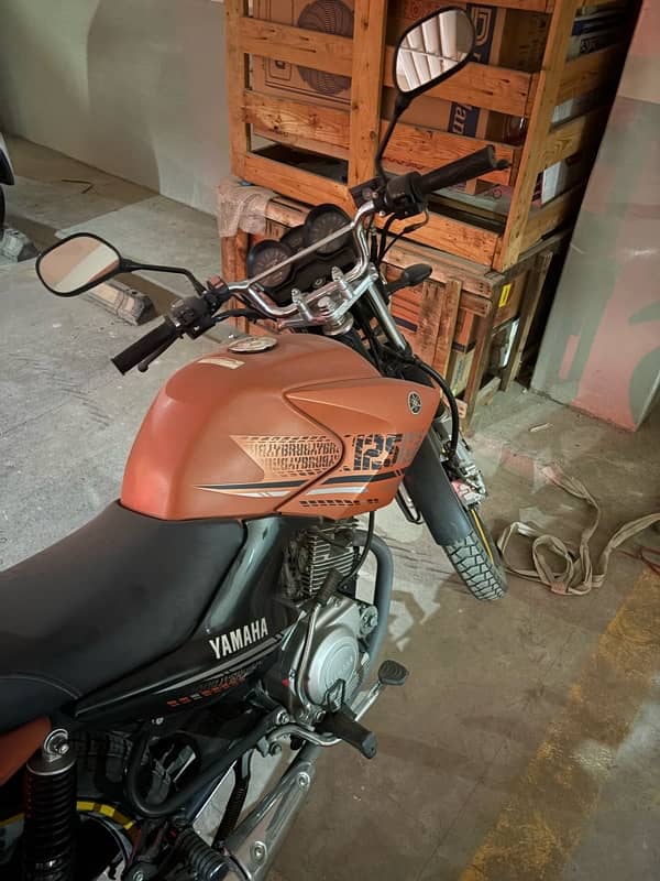 Yamaha YBR 125G 2