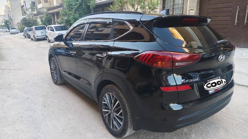 Hyundai Tucson 2021 4