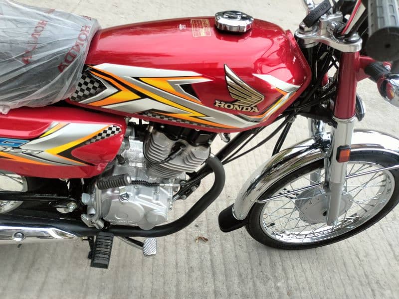 Honda CG125 model 2025 Rawalpindi number 8