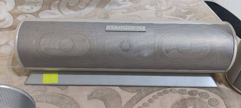 Brand New Box pack Speaker 4