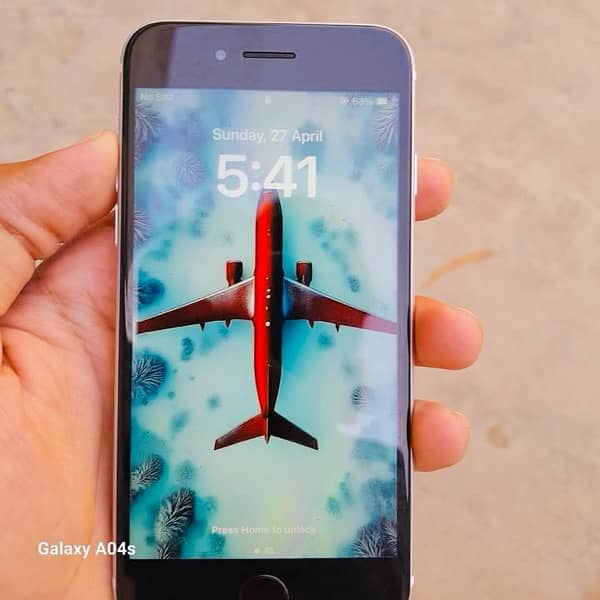 iPhone SE 2022 2nd generation non pta 30000 5