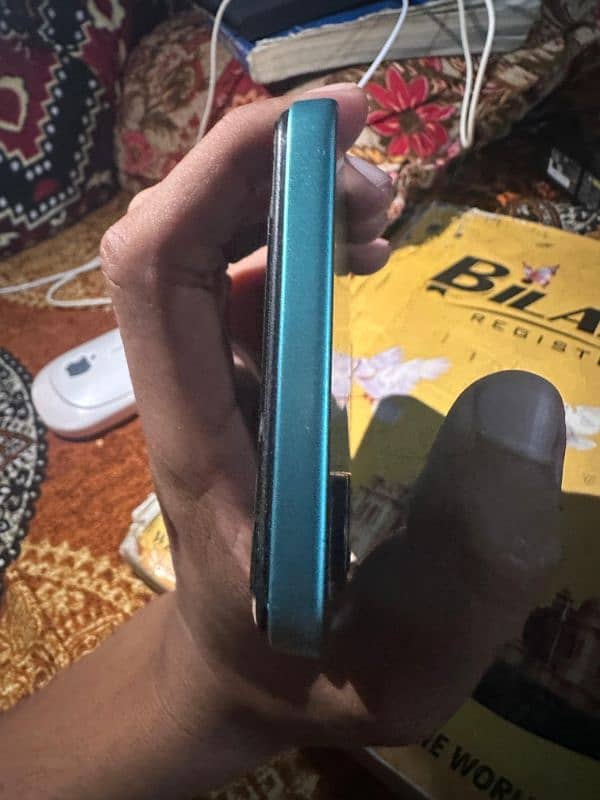 Tecno Canon 19 Neo 6/128 2