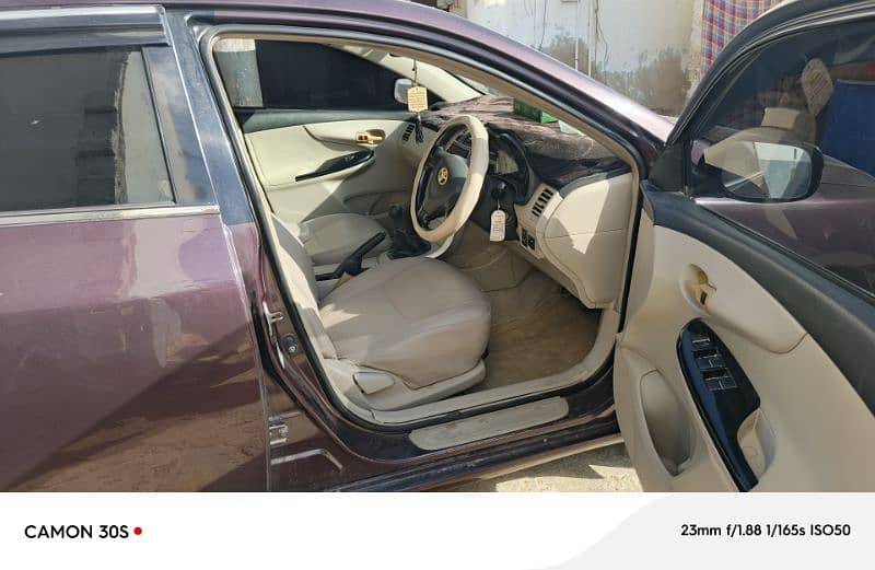 Toyota Corolla GLI 2013 6