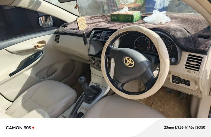 Toyota Corolla GLI 2013 8