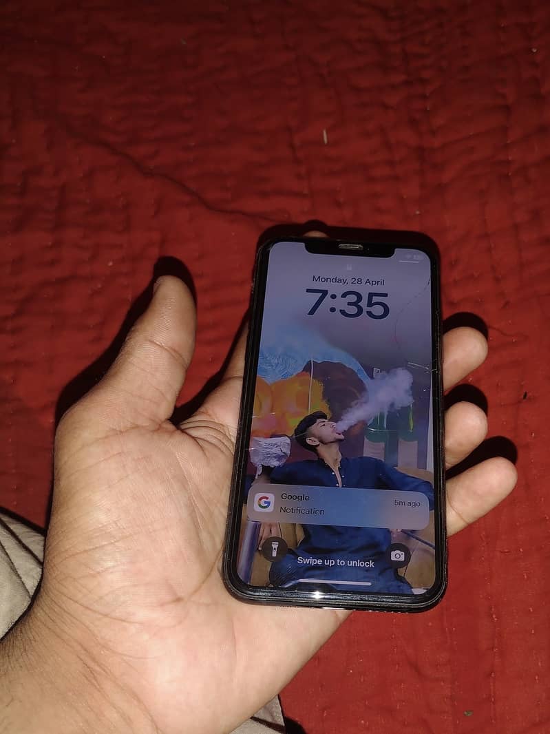 I phone 11 pro 1