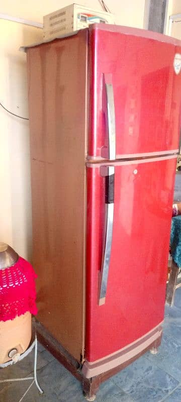 singer coll Max Full size normal condition 2
