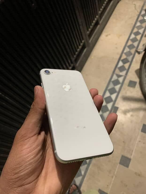 iPhone 8 For Sale 10