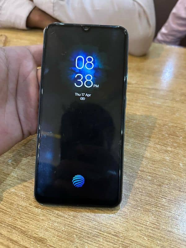 Vivo s1   4+1    128 gb 1