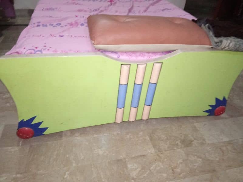 boy and girl bed 1