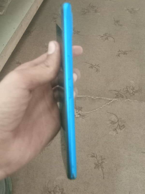 Infinix Hot 10i 1