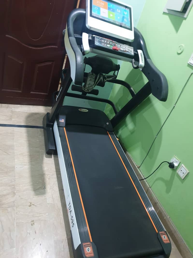 Power Max Multifunction Treadmills 3