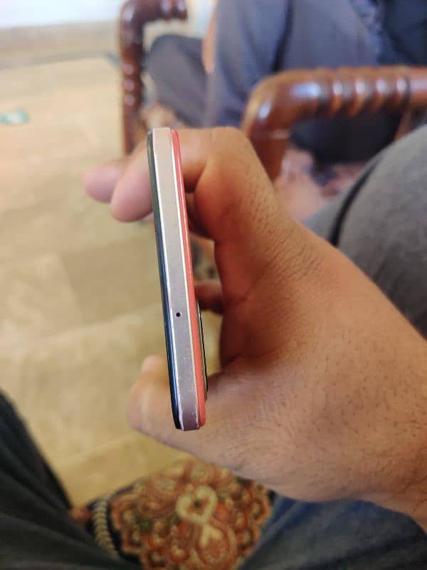 Oppo F17 5