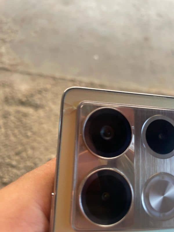 Infinix note 40 6