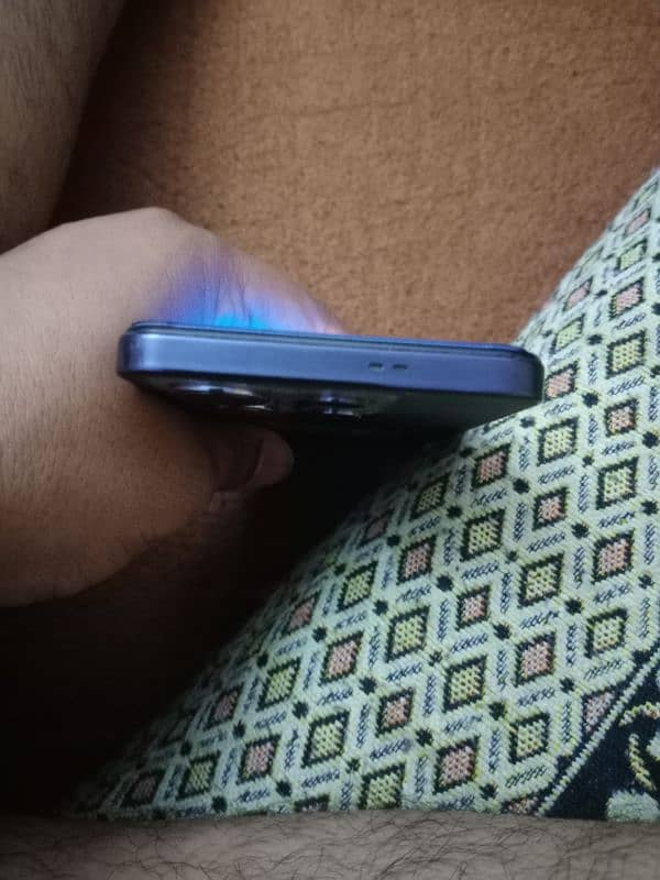 Mobile 4