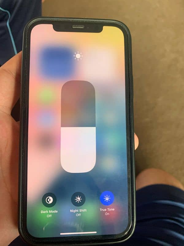 iphone 12 pro J. V lush conditions 10/10 100% battery health 7