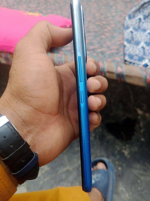 infinix HOT 11 3